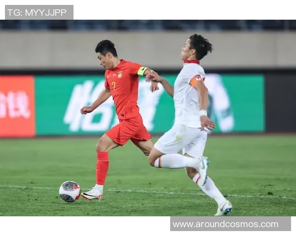 中国男足新帅上任首战告捷全队展现焕然新气象引发球迷热烈讨论