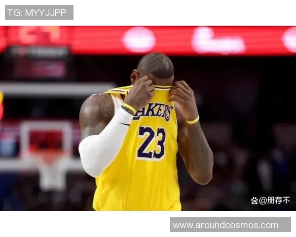 快船与湖人激战再起 双方全力争夺季后赛关键胜利