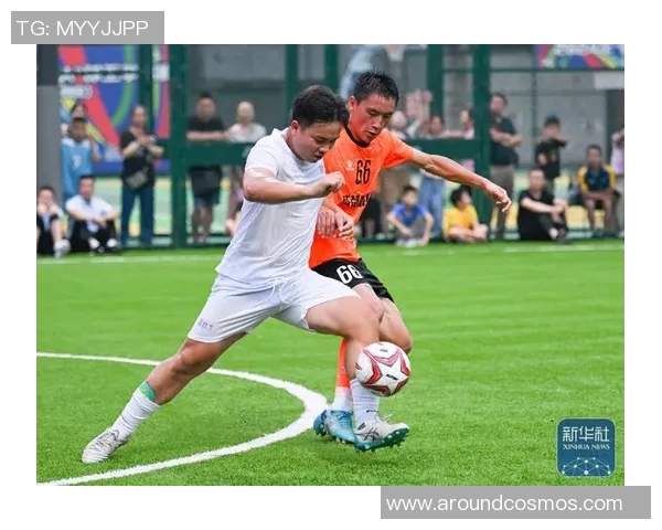 聚焦当代足坛巨星全面解析足球运动员成长之路与竞技魅力展现风采